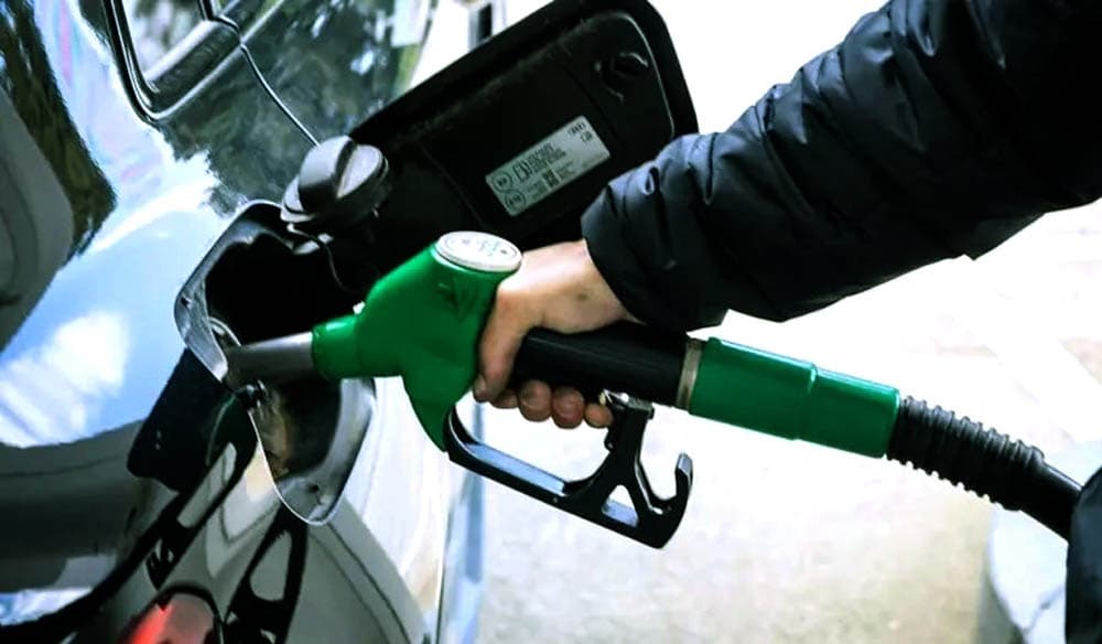 ‘যুদ্ধ এড়াতে আলোচনা’-‘ট্রাম্পের মন্তব্যে বিশ্ববাজারে তেলের দামে পতন’ ঘুরে দাঁড়াচ্ছে শেয়ারবাজার