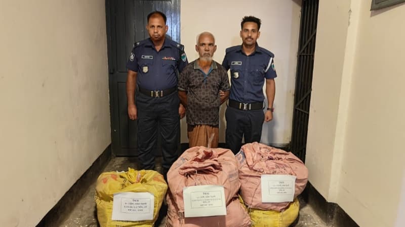 শার্শায় ১৮৮ বান্ডিল আমদানি নিষিদ্ধ বিদেশি ফিসিং নেটসহ আটক ১