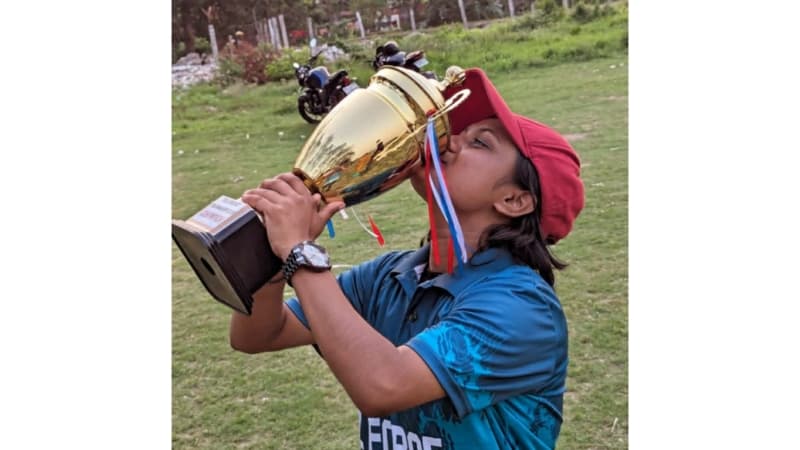 তেজগাঁও কলেজের শিক্ষার্থী বোলার হান্টে, স্বপ্নের বলে ঝড় তুলতে চান নিপা