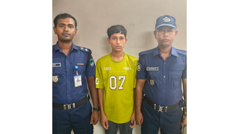 শার্শায় ১১ বছরের শিশুকে ধর্ষণ মামলায় আইনের সাথে সংঘাতে জড়িত শিশু তামিম ইকবাল আটক