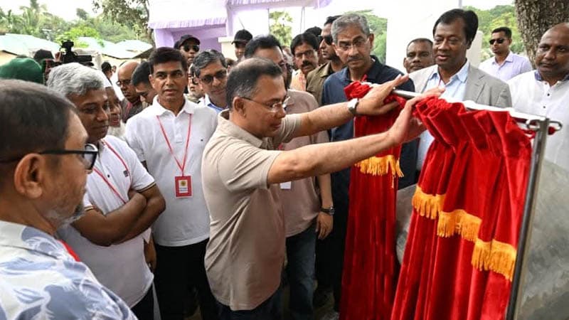 প্রধানমন্ত্রী তারেক রহমান যশোরের শার্শায় ঐতিহাসিক উলসী খালের পুনঃখনন কর্মসূচির উদ্বোধন করেছেন