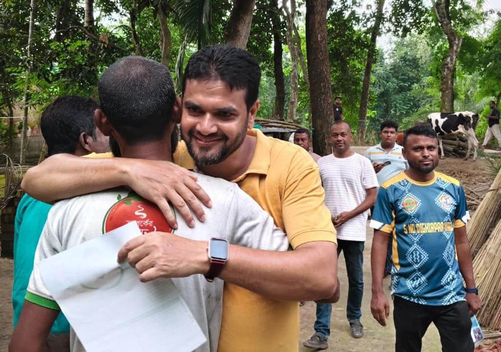 মানুষের কাছে ইমদাদের ছুটে চলা, বেনাপোলের নামাজগ্রাম-দুর্গাপুরে ফের গণসংযোগ