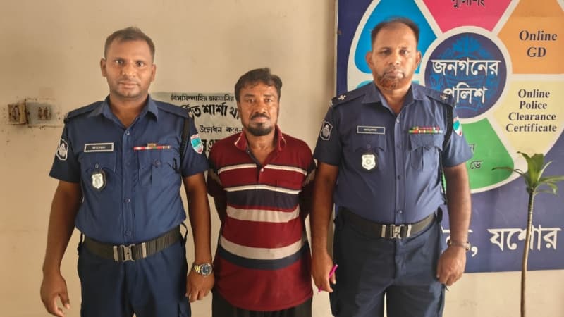 শার্শায় পুত্রবধূকে ধর্ষণের অভিযোগে শ্বশুর গ্রেফতার