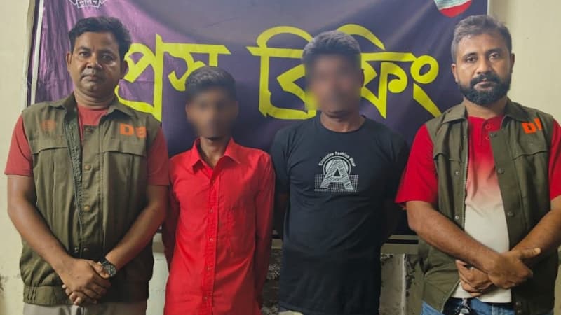 শার্শায় ৮০ পিস ইয়াবাসহ দুই মাদক কারবারি আটক