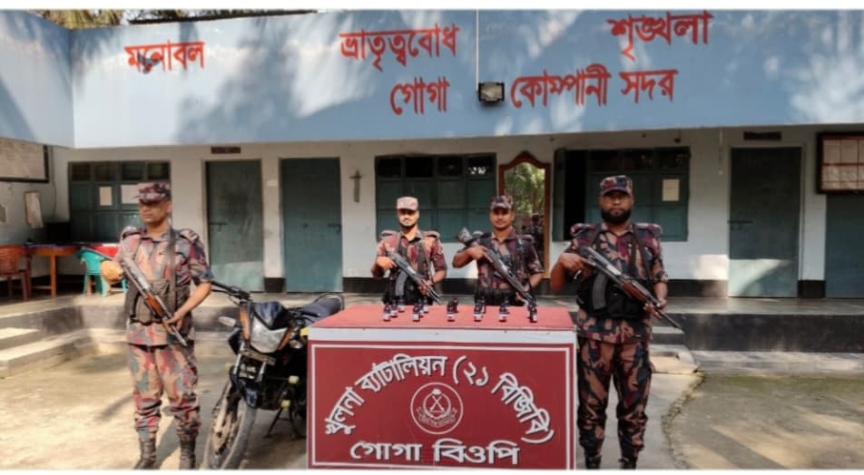 শার্শার গোগা সীমান্তে ভারতীয় এস্কাফ সিরাপসহ মোটরসাইকেল জব্দ