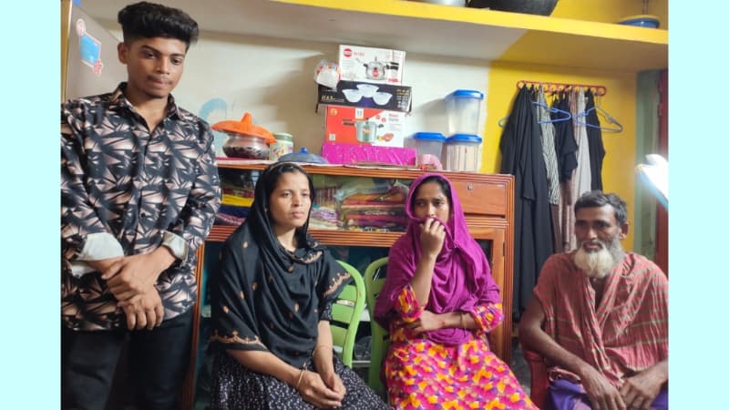 বেনাপোলে পারিবারিক বিরোধে মারামারির অভিযোগ করেছেন প্রবাসী তরিকুল ইসলামের স্ত্রী সালমা খাতুন