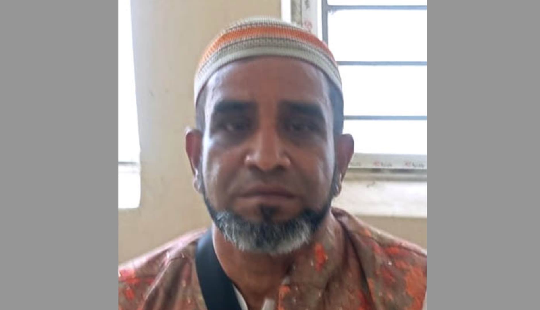 স্টপলিস্টে নাম থাকায় বেনাপোল ইমিগ্রেশনে পাসপোর্ট যাত্রী আটক, রিকলে থানা থেকে মুক্তি